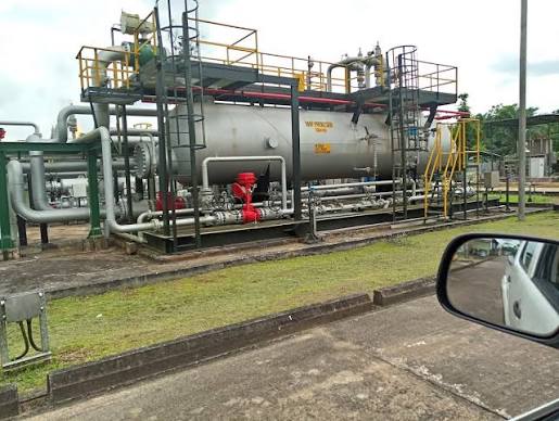 Design, construction, and installation of twin 30-inch smokeless flare, auto ignition system and bondwall – photo 1