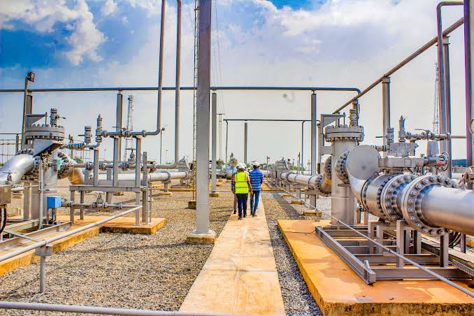 Design, construction, and installation of twin 30-inch smokeless flare, auto ignition system and bondwall – photo 3